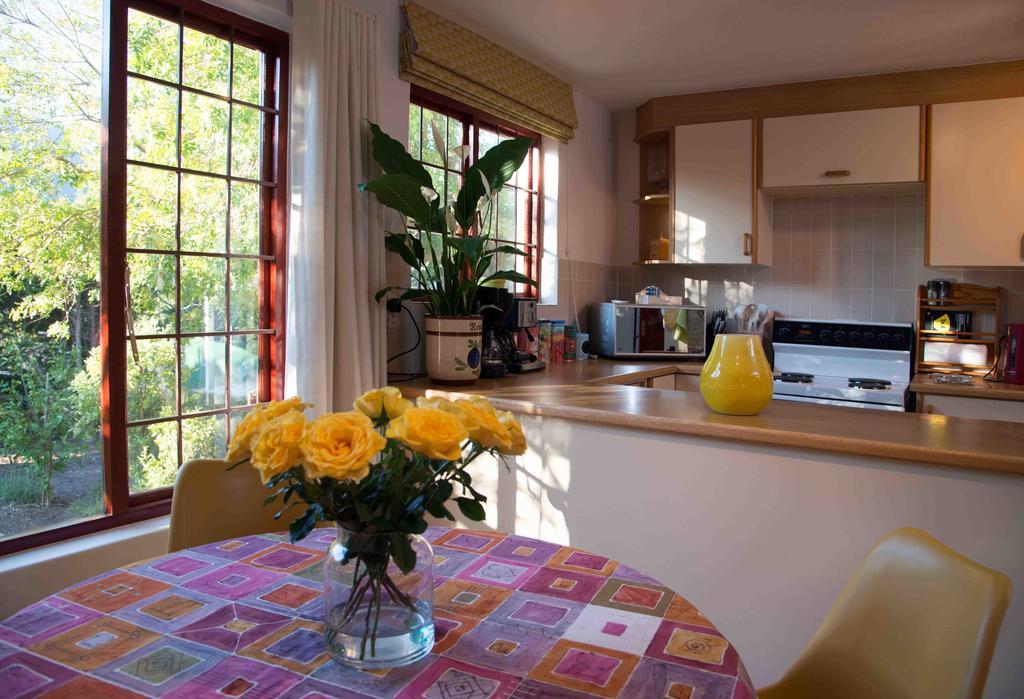 Meadows Mountain View Villa Хаут Бей Екстериор снимка
